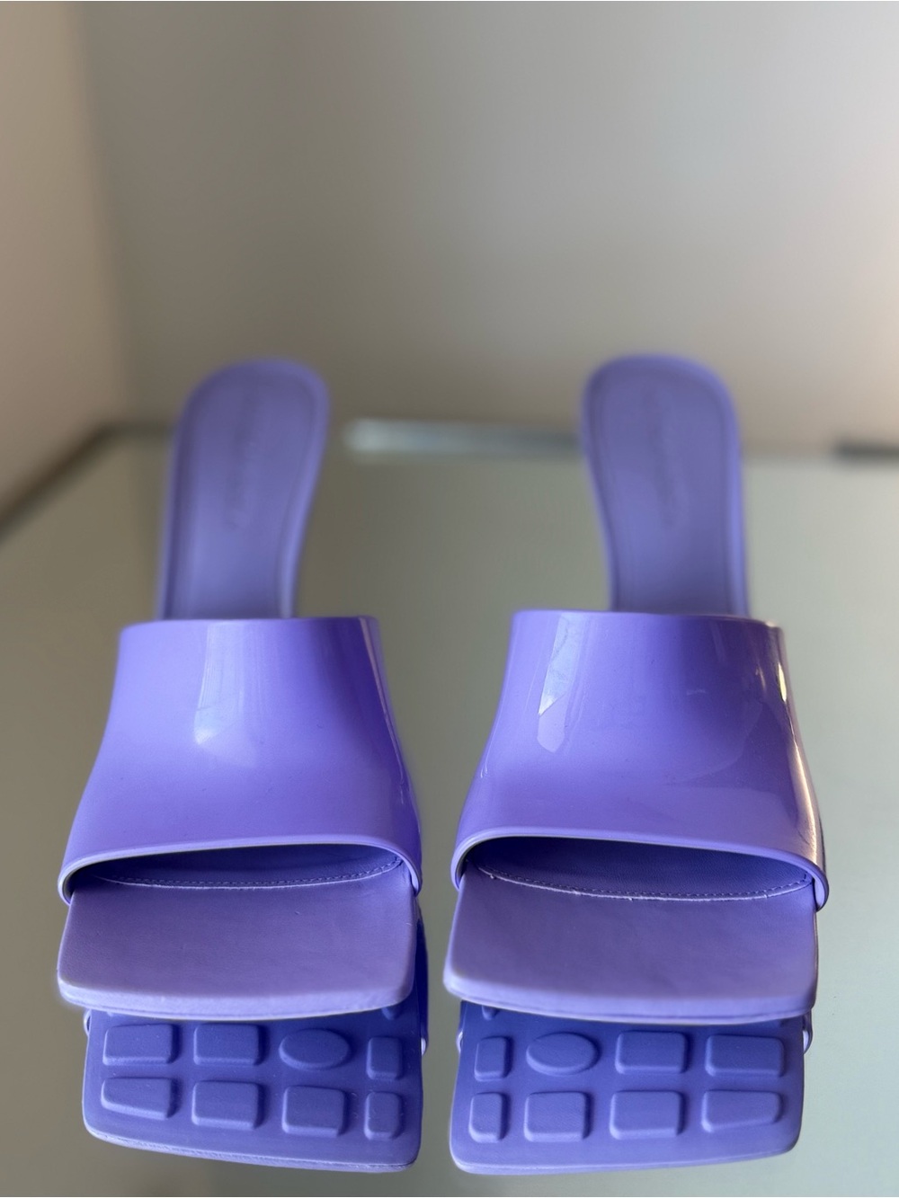 New Bottega Veneta Pudding Stretch Square-Toe PVC Heeled Mules $995 37 - Picture 4 of 11